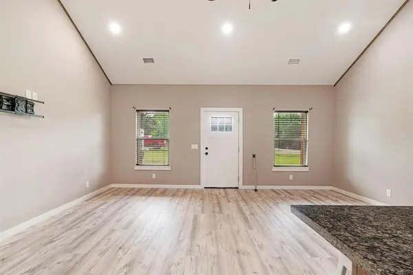 675 High Street, Blossom, TX 75416