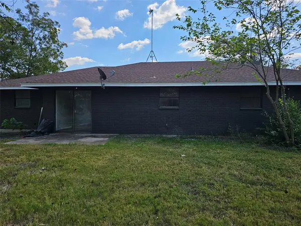 781 Hardeman, Italy, TX 76651