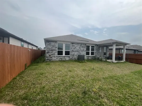 3909 Belleview Place, Crandall, TX 75114