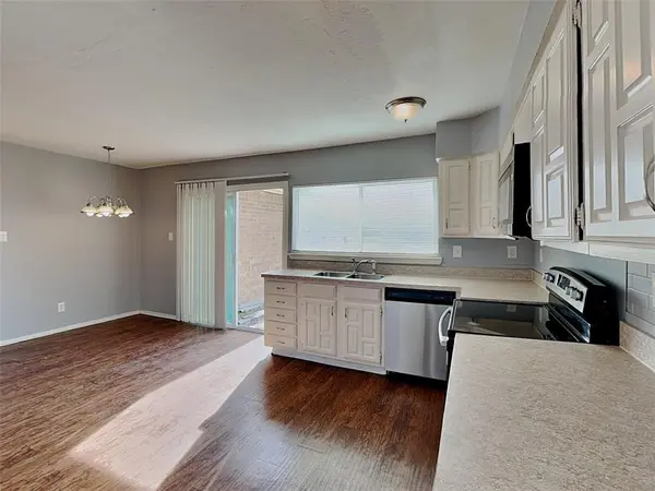 7439 Oakmore Drive, Dallas, TX 75249