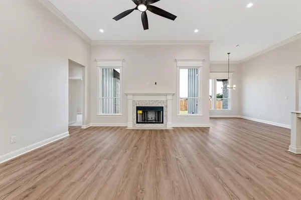 10208 Castleberry Lane, Waco, TX 76712