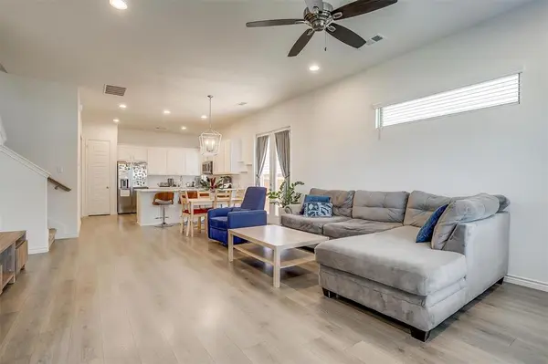 207 Athenia Drive, Fort Worth, TX 76114
