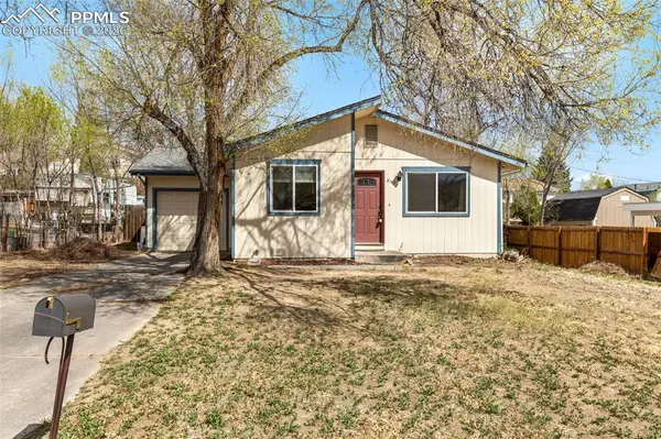 2149 Whitewood DR, Colorado Springs, CO 80910