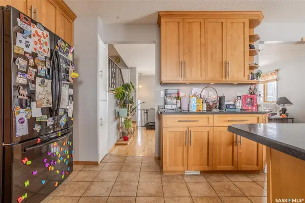 60 Clark CRESCENT, Saskatoon, SK S7H 3L9