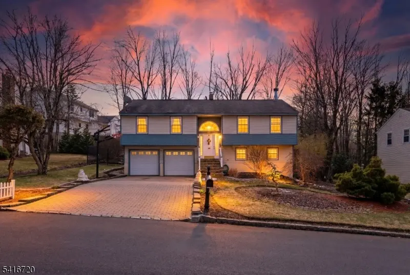 4 Shelley Ct, Sparta Twp., NJ 07871