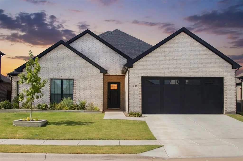 335 Community Drive, Lavon, TX 75166