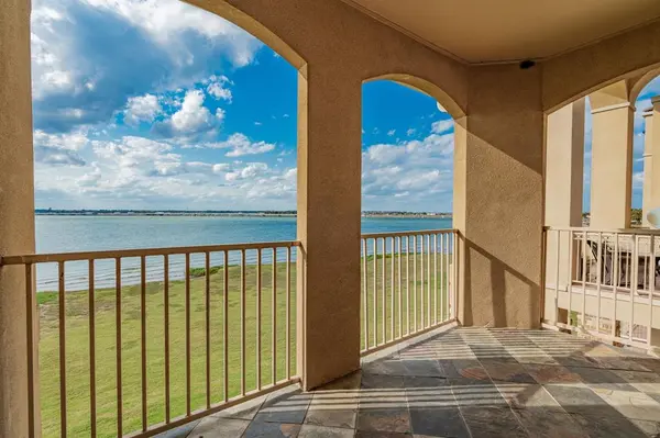 2120 Portofino Drive, Rockwall, TX 75032