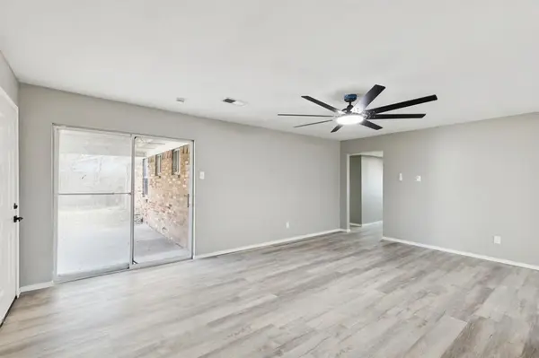 9643 Altacrest Drive, Dallas, TX 75227