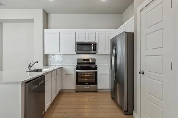 511 Towerglen Drive, Mckinney, TX 75071