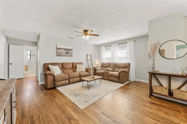 216 Avenue I, Lacy Lakeview, TX 76705