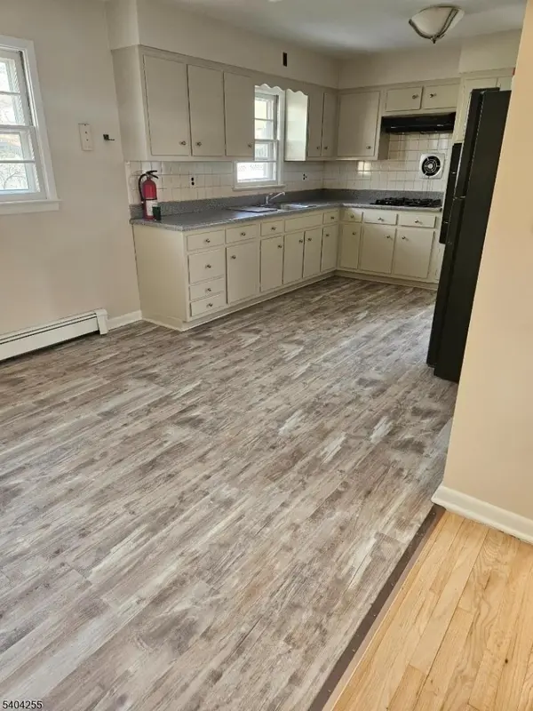88 Haverhill Ave #2, Woodland Park, NJ 07424