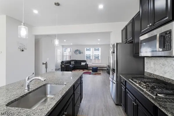16 Sedicavage Way, Mount Olive Twp., NJ 07828
