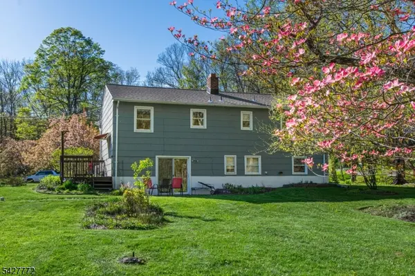 57 Lounsberry Hollow Rd, Vernon Twp., NJ 07461