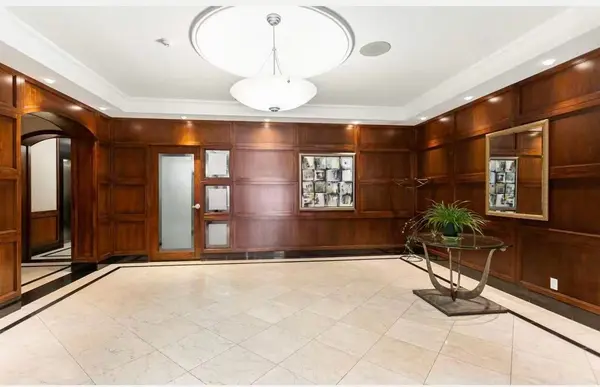 35 Finch AVE E #1211, Toronto C14, ON M2N 6Z8