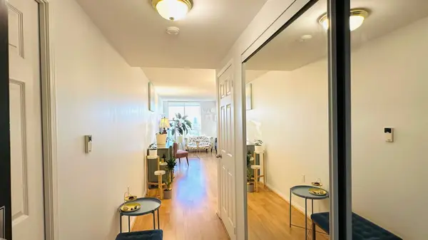 35 Finch AVE E #1211, Toronto C14, ON M2N 6Z8