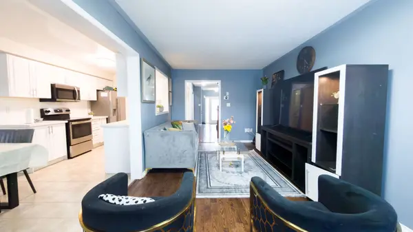 13 Burnstown CIR, Brampton, ON L6P 3M1