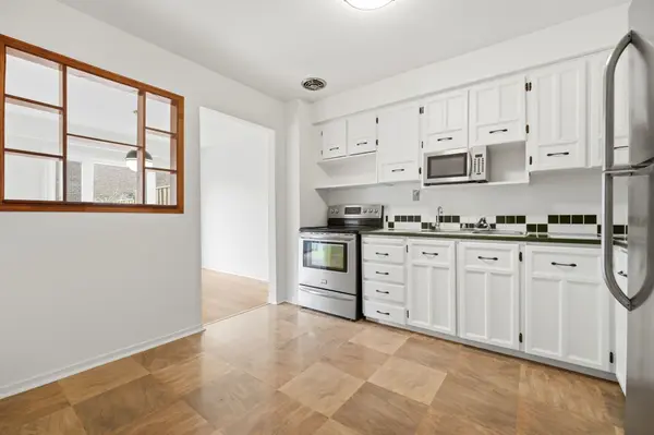 318 Laurier AVE #43, Milton, ON L9T 3M9