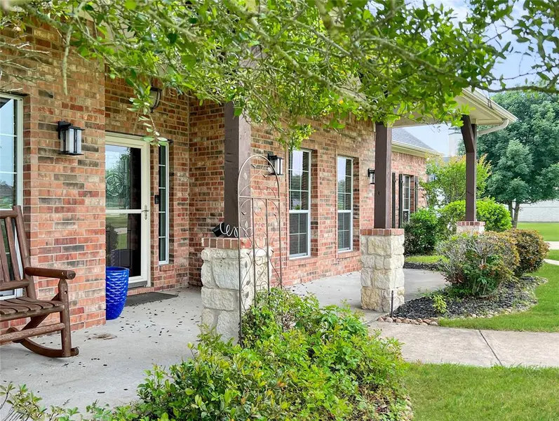 433 Wilderness Trail, Royse City, TX 75189