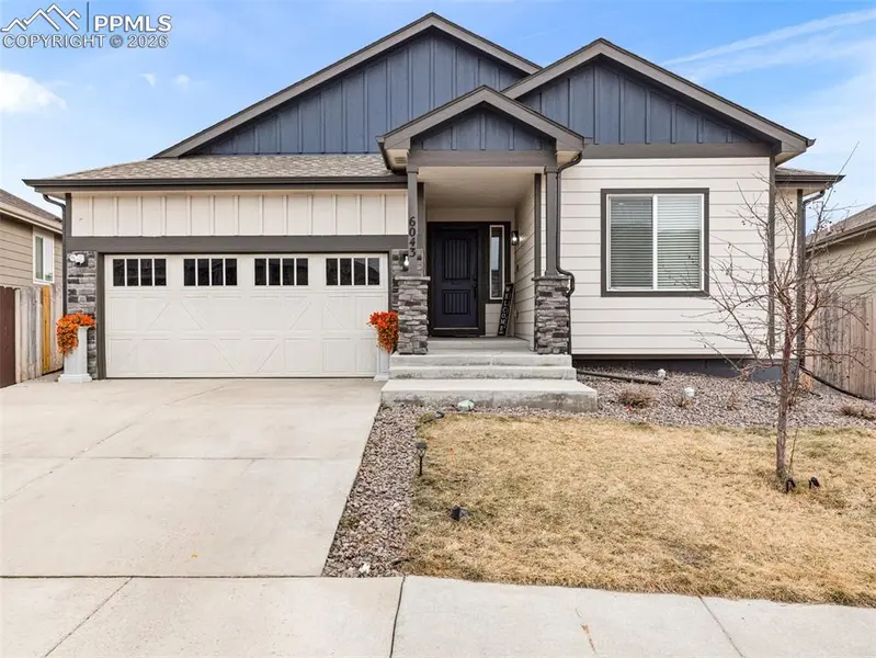 6043 Nash DR, Colorado Springs, CO 80925