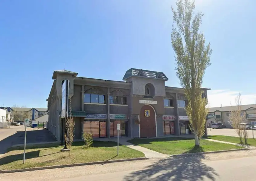 9807 105 ST, Grande Prairie, AB T8V 4Y8