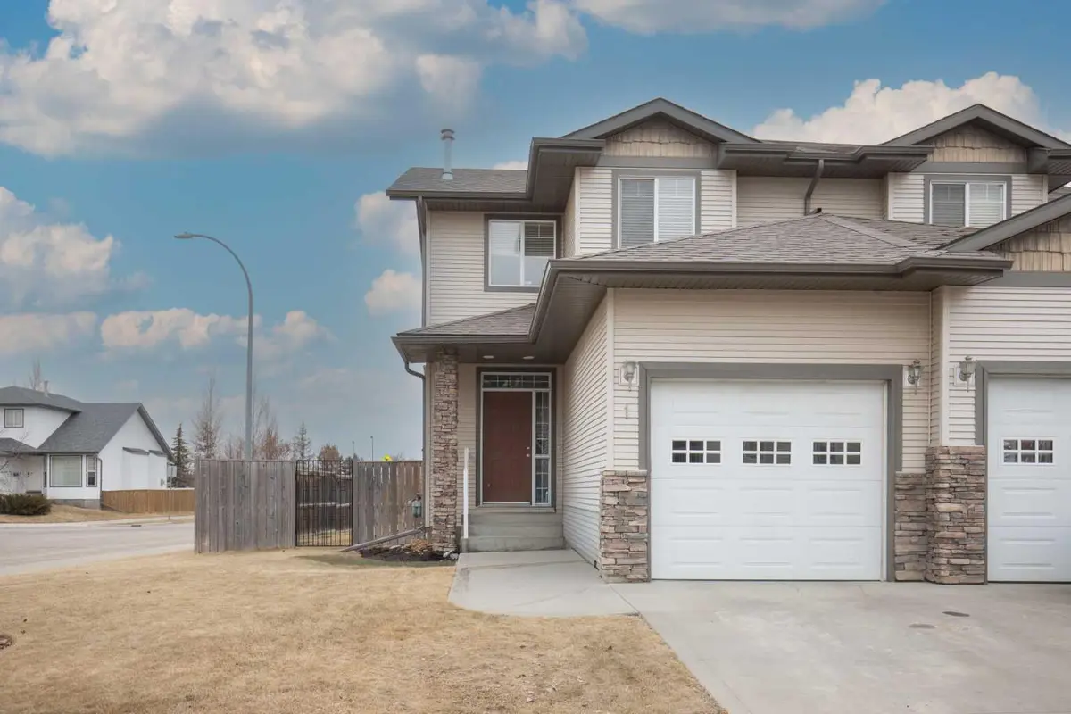 1 Ivey Close, Red Deer, AB T4R 3N2
