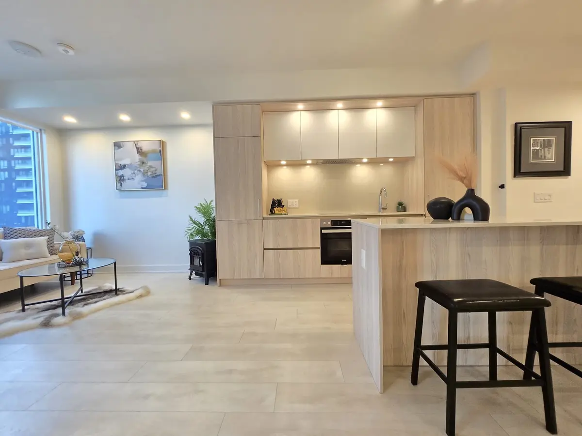 15 Mercer ST #2603, Toronto C01, ON M5V 0T8