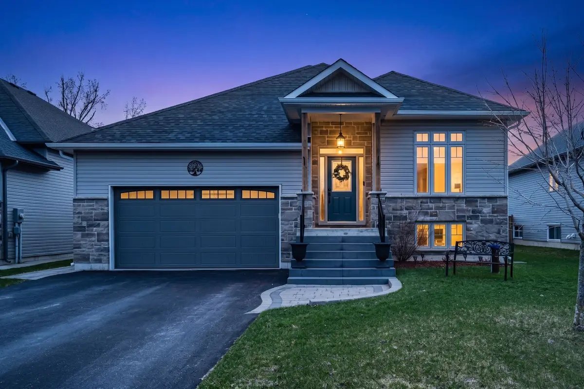 2967 Earl ST, Innisfil, ON L9S 3E2
