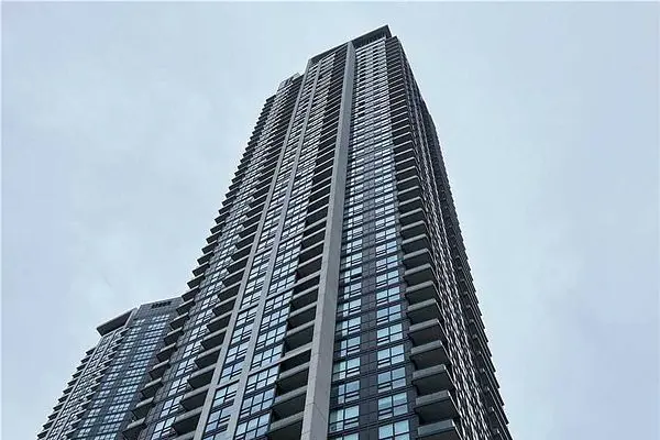 4011 Brickstone Mews #4711, Mississauga, ON L5B 0J7