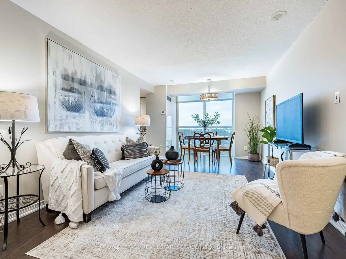 9 George ST N #1602, Brampton, ON L6X 0T6