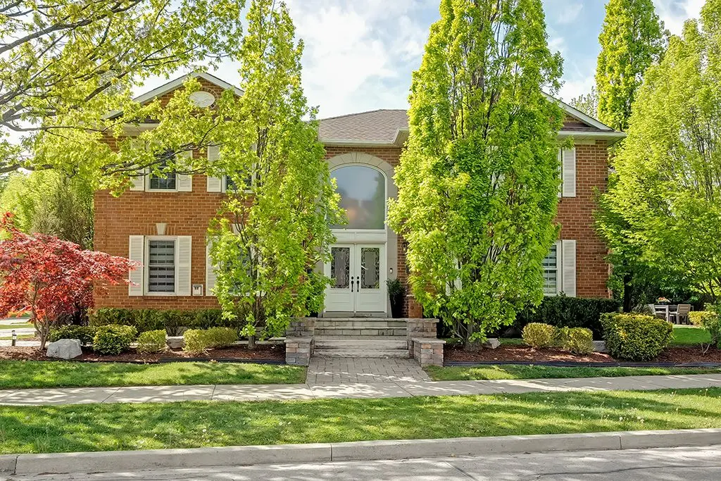2101 Grosvenor ST, Oakville, ON L6H 4N1