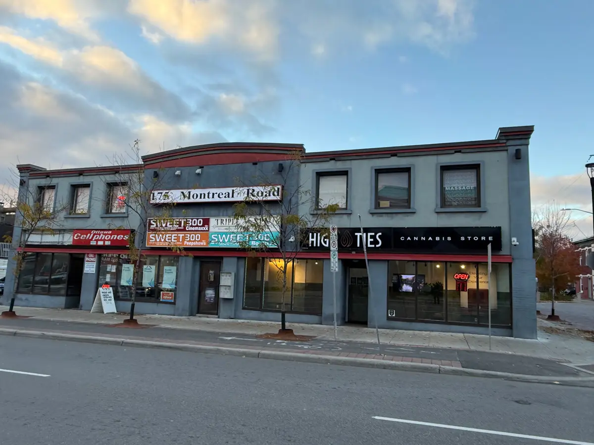 171-179 Montreal RD, Vanier And Kingsview Park, ON K1L 6E4