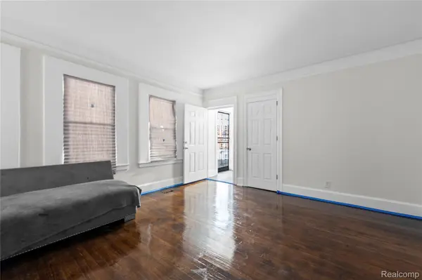 3334 Fullerton ST, Detroit, MI 48238
