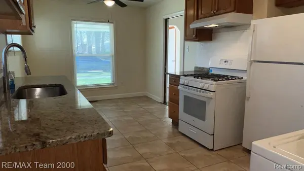 25454 ETON AVE, Dearbornheightscity_wayne, MI 48125