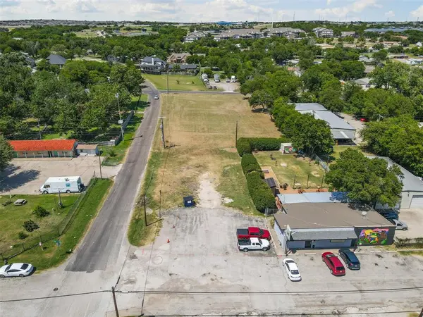 9534 Camp Bowie West Boulevard, Fort Worth, TX 76116
