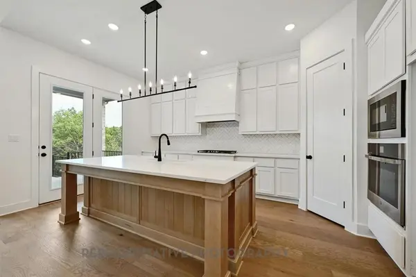 932 Shady Oaks Drive, Rockwall, TX 75087