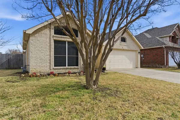 5520 Tularosa Drive, Fort Worth, TX 76137
