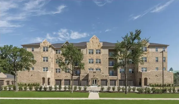 1735 Wittington Place #2205, Farmers Branch, TX 75234