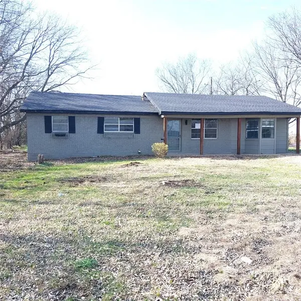 2084 County Road 4308, Greenville, TX 75401