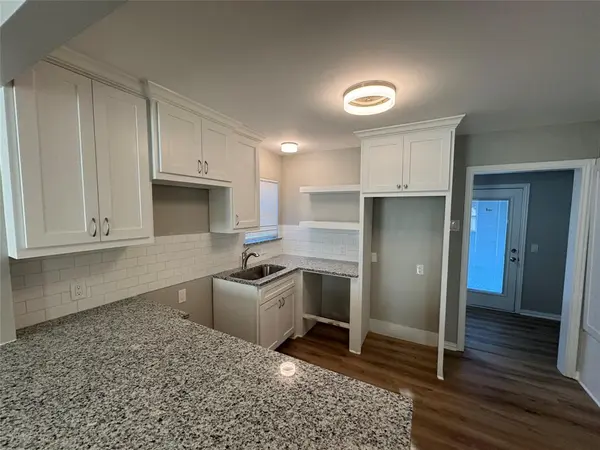 2529 Morgan Drive, Dallas, TX 75241