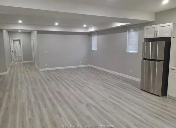 1479 WESTCOTT #B, Windsor, ON N8Y 4C3