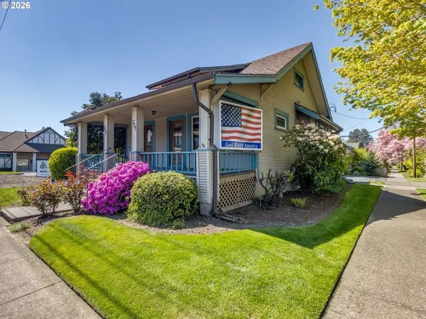 737 NW ADAMS ST, Mc Minnville, OR 97128