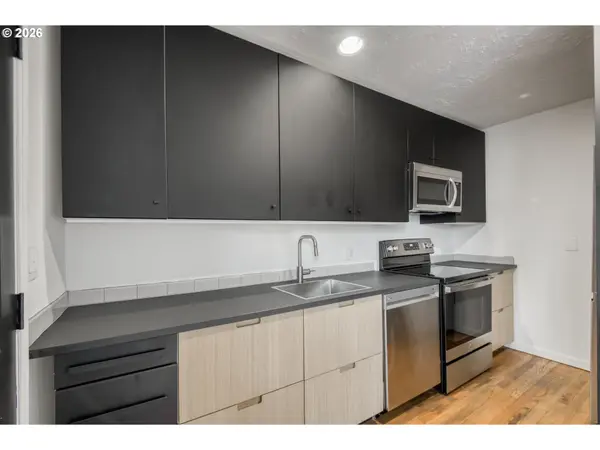 6706 SE 69TH AVE, Portland, OR 97206