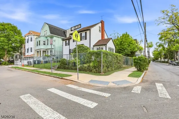 74 Lindsley Ave, Newark City, NJ 07106