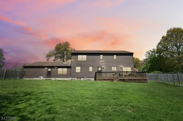 3 Welsh Dr, Florham Park Boro, NJ 07932