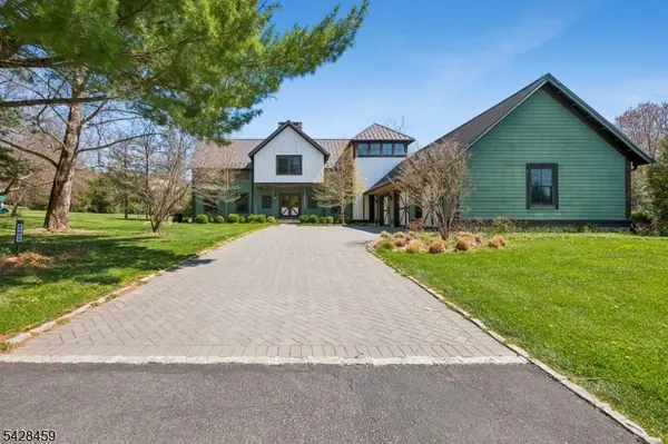 89 Mosle Rd, Peapack Gladstone Boro, NJ 07931
