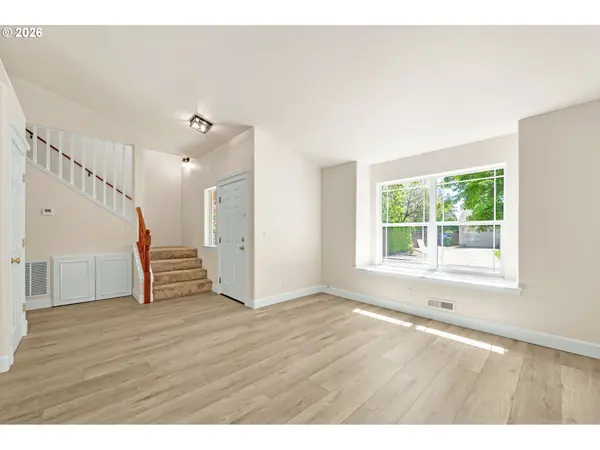 585 DUBLIN AVE, Eugene, OR 97404