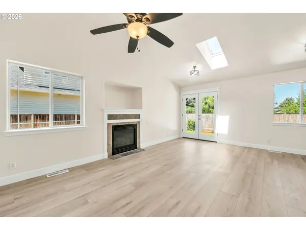 585 DUBLIN AVE, Eugene, OR 97404