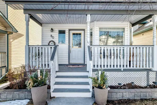 80 Hidden PT NW, Calgary, AB T3A 5p5