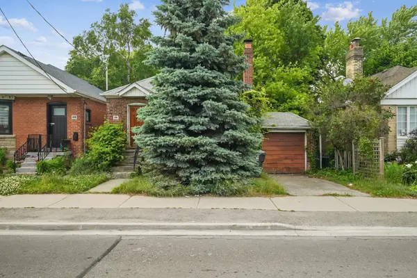326 Lawrence AVE W, Toronto C04, ON M5M 1B4
