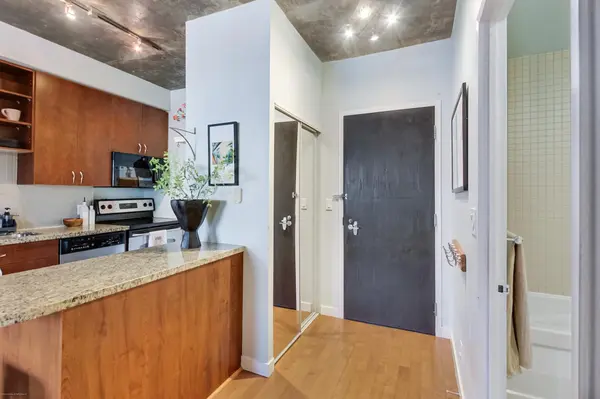 1005 King ST W #718, Toronto C01, ON M6K 3M8